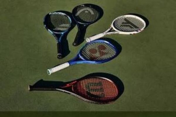 How to Choose the Right Tennis Racquet.jpg