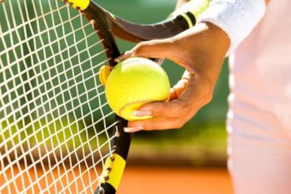 _Four Tips for Perfecting Your Tennis Serve.jpg