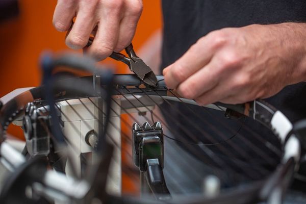 _Racquet stringing.jpg