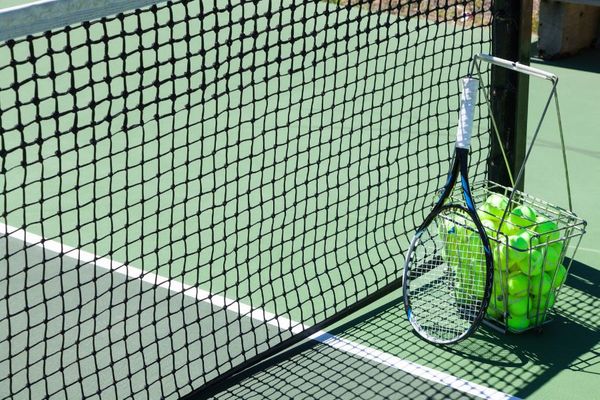 Racquet Specs, String Pattern & Hybrid Setups.jpg