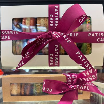 french macaroon gift box.JPG