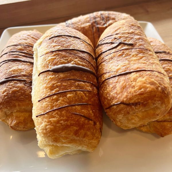 cylindrical pastries