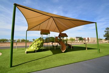 playground-structure-5cb902c629163-2000x1332.jpg