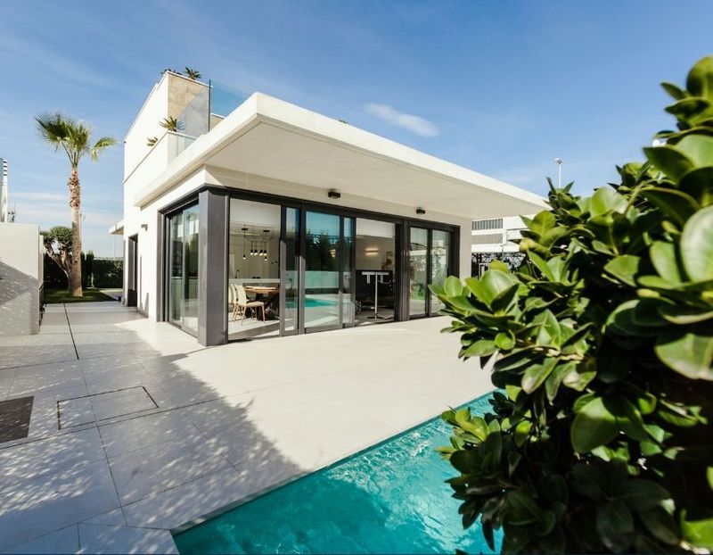 1003 S Morrison Ct, Tampa