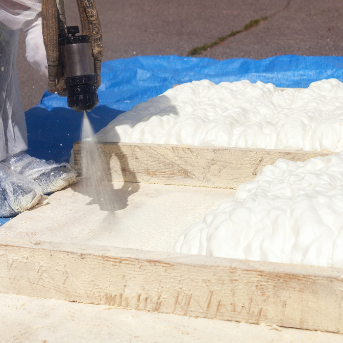 Spraying insulation foam