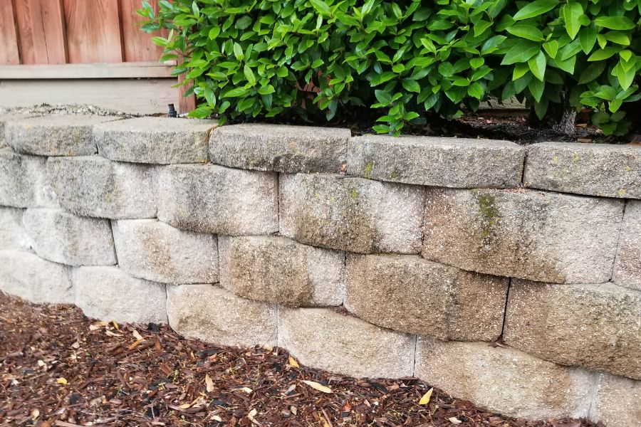 retaining wall