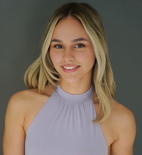 Hannah Alexandra Head Shot.jpg