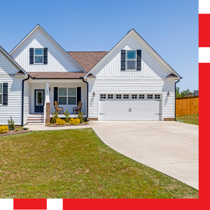 Farm-style House with Concrete Driveway and Walkway