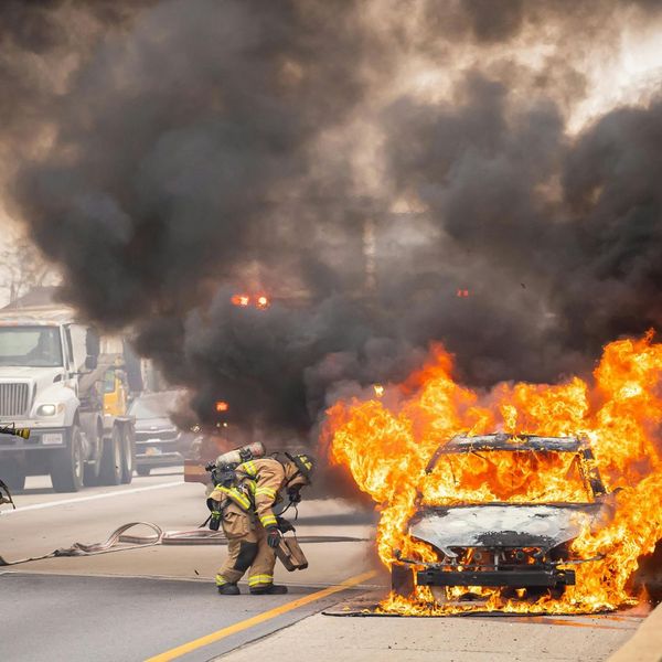 Handling a Vehicle Fire - Image 2.jpg