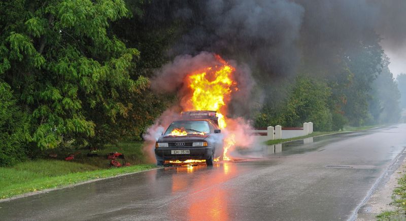 Handling a Vehicle Fire - Featured Image.jpg