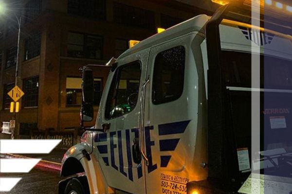 Elite towtruck at night Elite towtruck at night