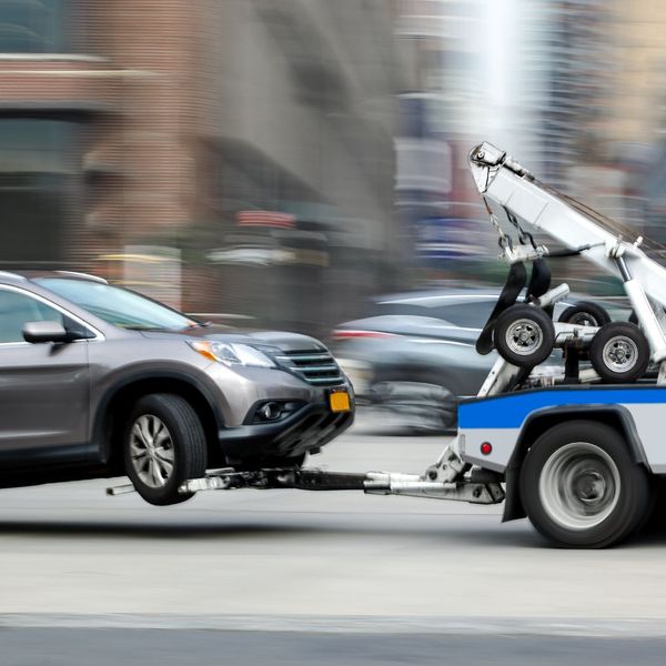 Why You Should Choose Elite Towing & Recovery for Roadside Assistance Services.Image1.jpg