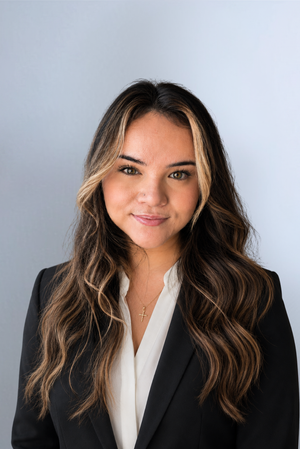 Mia Sanderson, AMFT, APCC