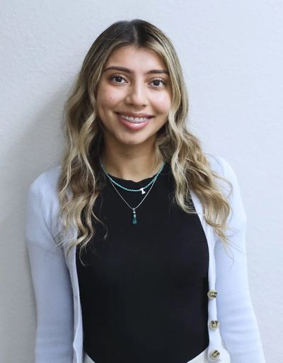 Ivette Renteria, AMFT