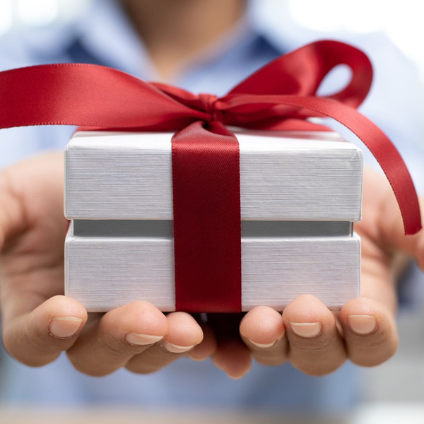 How to Use the Gift Giving Feature for Your Business-1080x1080-blitzImage-3.jpg