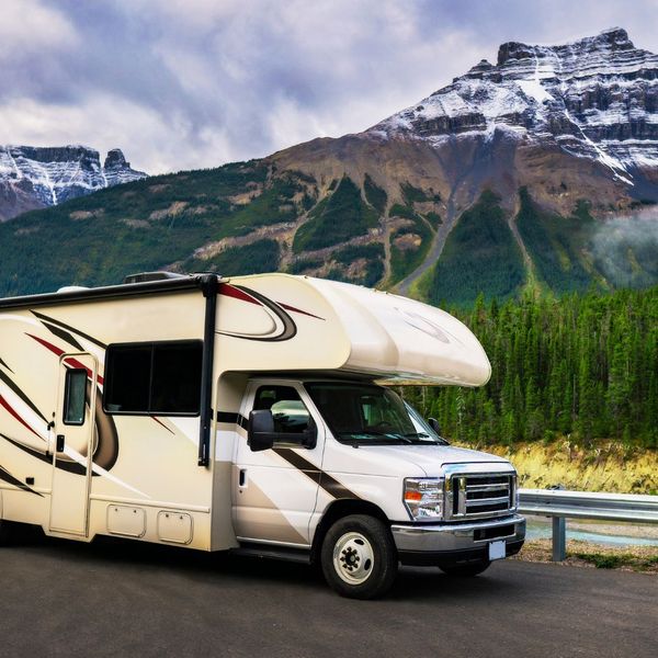 rv in the mountains