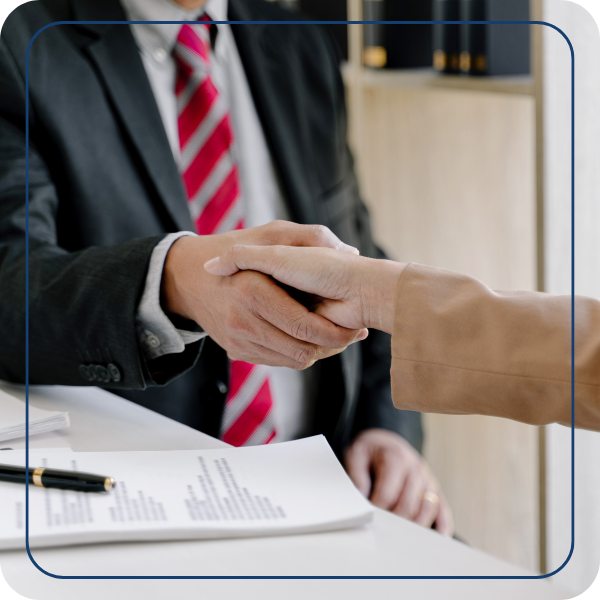Accountant shaking business owner's hand Online Accounting4.png