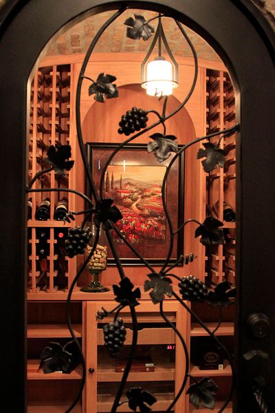 Copy of 9viewthroughirondoor_640.jpg