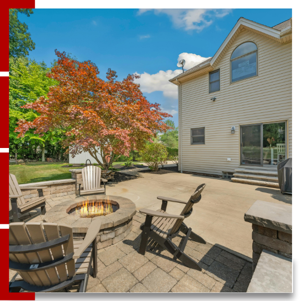 Patio made with concrete pavers