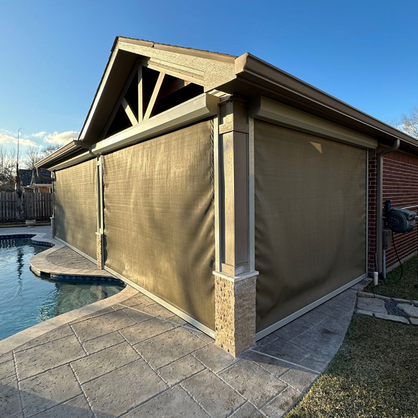 retractable screens by pool