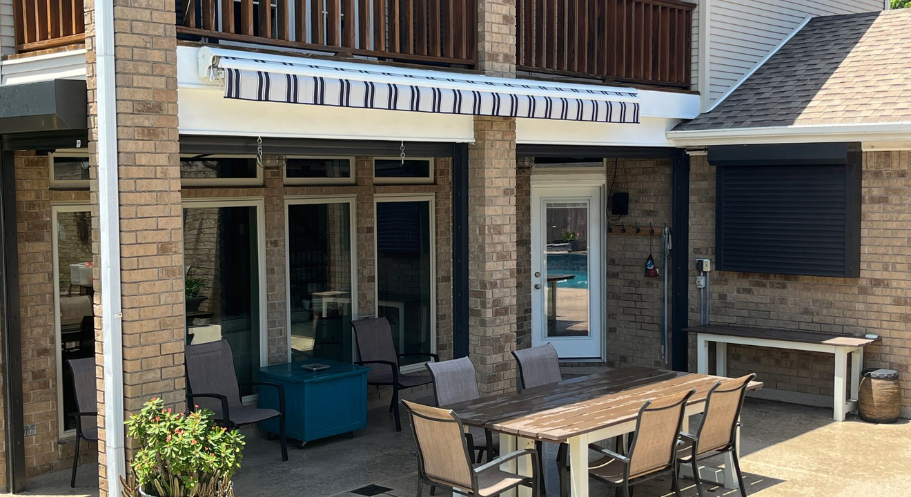 4 Tips to Picking the Perfect Retractable Awning for Your Home Hero.jpg