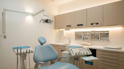 Understanding Tooth Sensitivity-bg.jpg