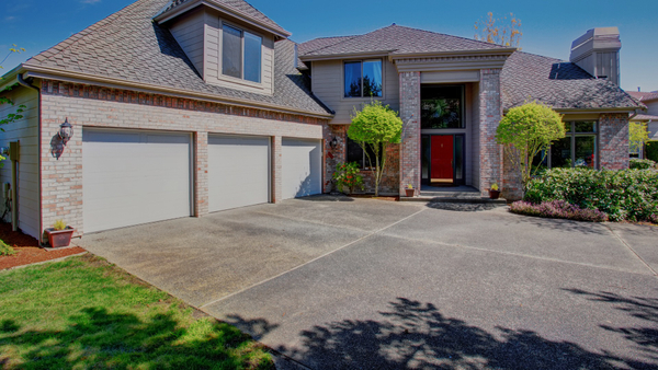 The Role of Lighting in Enhancing Concrete Driveway Aesthetics.jpg