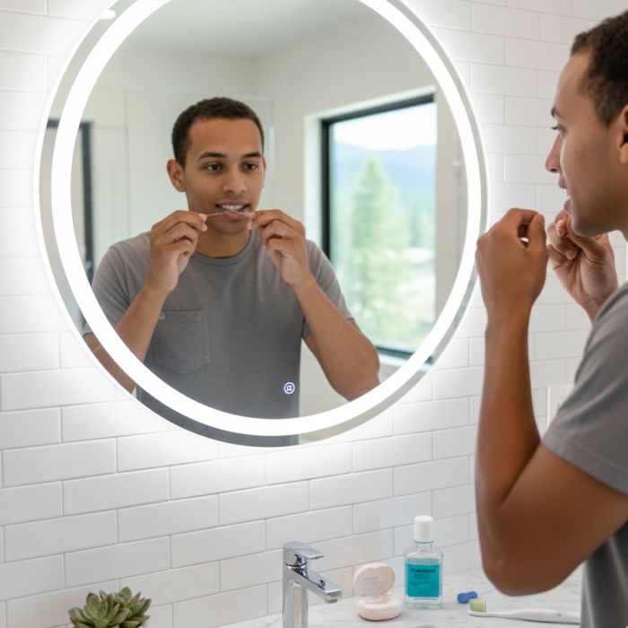 How to Maintain Your Invisalign Aligners 1.jpg