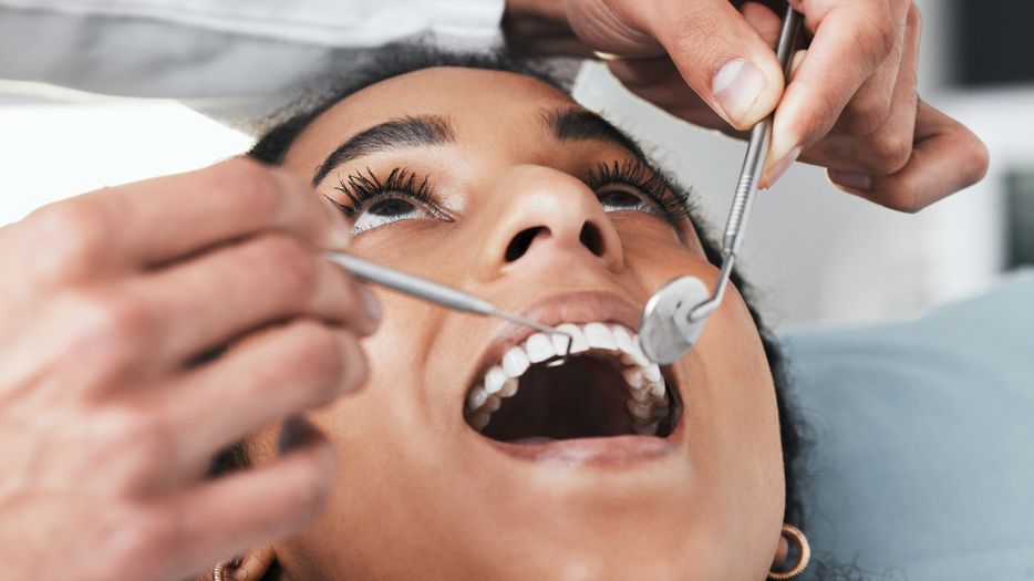 Can Orthodontists Remove Wisdom Teeth Hero.jpg