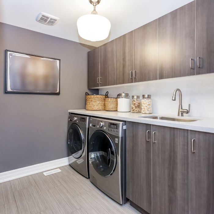 image of a clean kitchen