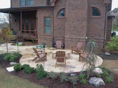 Stone patio by StoneAge Stonescapes