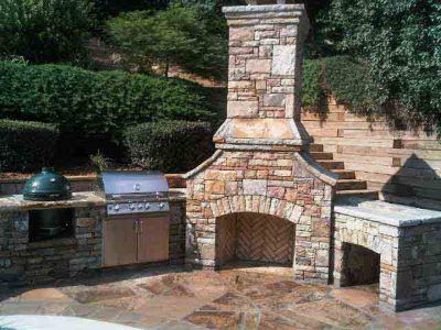 Atlanta-Outdoor-Kitchen-and-fireplace-Design-1-400x300.jpg