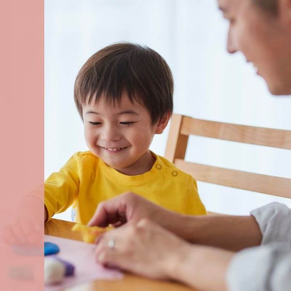 child with therapist