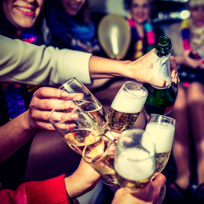 Four Reasons to Choose a Luxury Limo for Your Wedding Day in Raleigh2.png