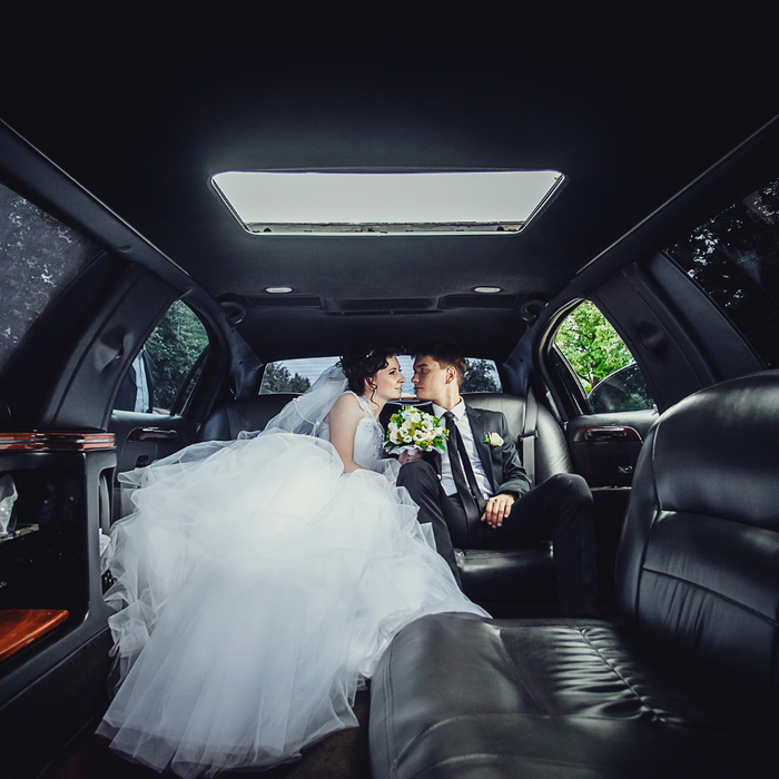 Four Reasons to Choose a Luxury Limo for Your Wedding Day in Raleigh3.png