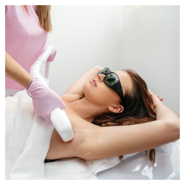 IPL vs. Laser Hair Removal - Which is Right for You_1.jpg