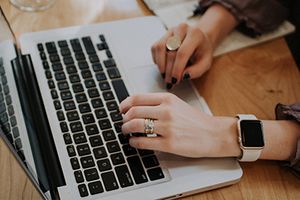 How to Design a Blog That Complements Your Small Business Website-Thumb.jpg