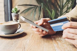 Powerful E-Commerce Marketing Tips-Thumb.jpg