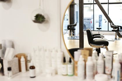 What to Look for in a Salon Website Builder-Thumb.jpg