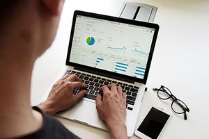 7 KPIs to Track on Your Website Thumb.jpg