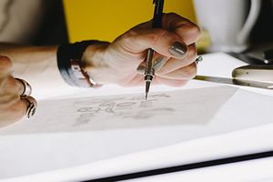 Thumb How to Design a Stand-Out Logo for Your Business.jpg