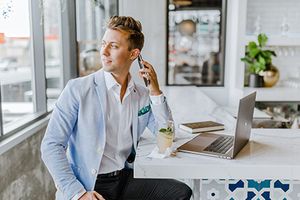Your Guide to Transitioning Your Business Online Thumb.jpg