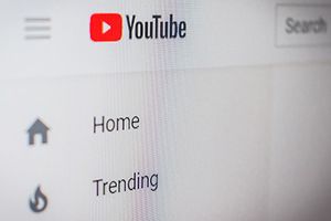 How to Find the Best YouTube Hashtags-Thumb.jpg