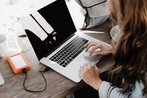 How to Make Your Landing Page Convert Thumb.jpg
