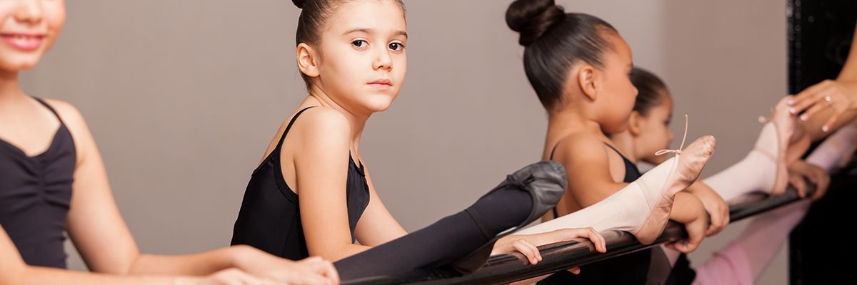 How to Build a Dance Studio Website That Attracts and Converts-Featured.jpg