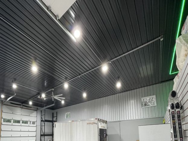 wisconsinelectricllc/lighting/upgrade/garage3.jpg