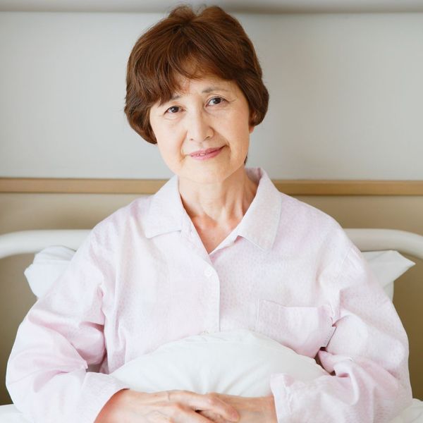 woman in bed woman in bed