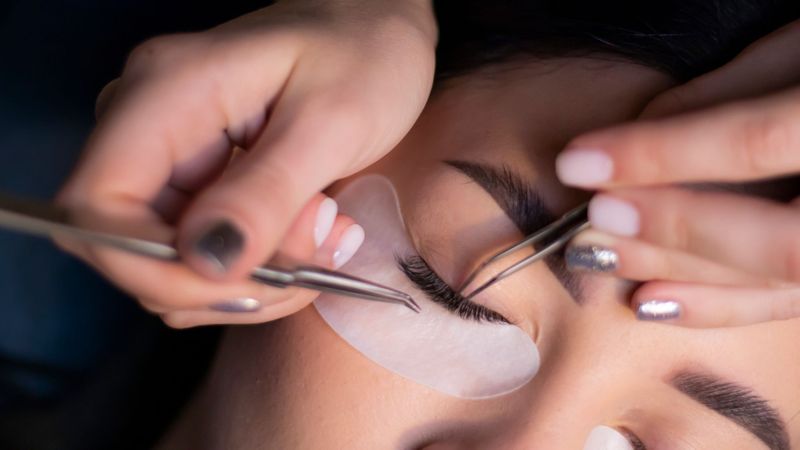 Eyelash Extension Refill Maintaining Your Perfect Look - hero.jpg