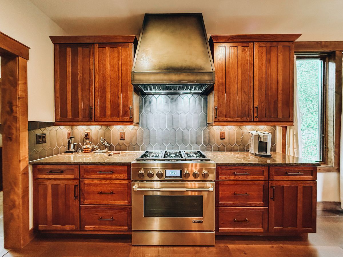 Kitchen 2.jpg
