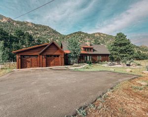 Exterior 2.jpg
